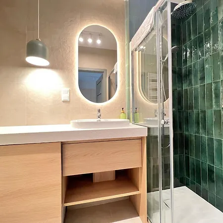 Komfortowy Przy Plazy Z Klimatyzacja I Parkingiem アパート グダニスク